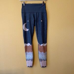 Colorado Threads Nightfall Yoga Pants, Size Medium